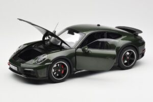 Porsche 911 992 Dakar Oak Grøn Metallic Norev 1:18 187241 Metal — billede 2 af 9