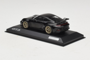 Porsche 911 992 GT3 Sort Med Guldfælge Minichamps 1:43 WAP0201520M007 Metal — billede 3 af 4