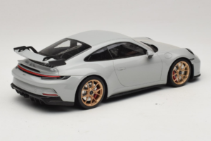 Porsche 911 992 GT3 Chalk Guld Hjul Minichamps 1:18 117069001 Metal — billede 2 af 6