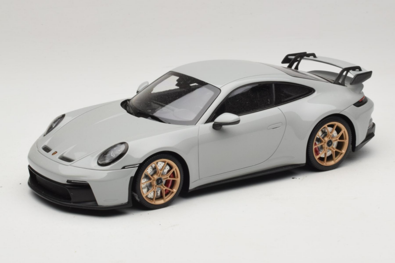 Porsche 911 992 GT3 Chalk Guld Hjul Minichamps 1:18 117069001 Metal