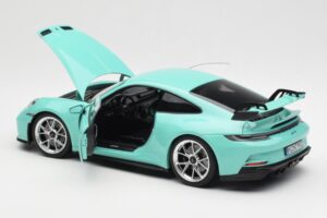 Porsche 911 992 GT3 Mint Grøn Norev 1:18 187316 Metal — billede 5 af 8