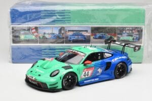 Porsche 911 992 GT3 R Falken #44 D. Eriksson / T. Heinemann 24 Hours of Nurburgring 2023 Minichamps 1:18 113236344 Metal — billede 8 af 8