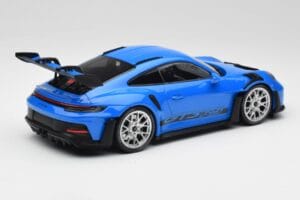Porsche 911 992 GT3 RS Blå & Sølv Hjul & Sort Dekoration Minichamps 1:18 153062234 Metal — billede 2 af 6