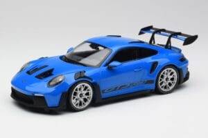 Porsche 911 992 GT3 RS Blå & Sølv Hjul & Sort Dekoration Minichamps 1:18 153062234 Metal