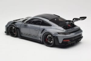 Porsche 911 992 GT3 RS Crayon Weissach Package & Black Wheels Minichamps 1:18 110062024 Metal — billede 7 af 8