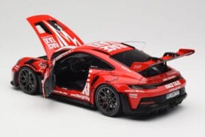 Porsche 911 992 GT3 RS Getspeed Race Taxi Guards Red Minichamps 1:18 110062040 Metal — billede 5 af 8