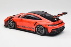 Porsche 911 992 GT3 RS Guards Orange & Sølv Fælge Minichamps 1:18 911992002 Metal — billede 5 af 6