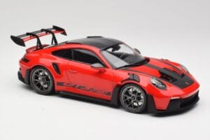 Porsche 911 992 GT3 RS Guards Rød & Sølv Hjul Weissach Package Minichamps 1:18 153062246 Metal — billede 4 af 6
