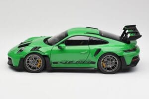 Porsche 911 992 GT3 RS Python Grøn Norev 1:18 WAP0212820RGT3 Metal — billede 4 af 8