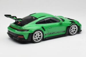 Porsche 911 992 GT3 RS Python Grøn & Sølv Hjul & Sort Dekoration Minichamps 1:18 153062235 Metal — billede 2 af 6