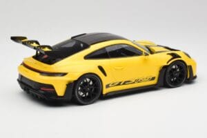 Porsche 911 992 GT3 RS Racing Gul & Sorte Hjul Minichamps 1:18 153062245 Metal — billede 2 af 6
