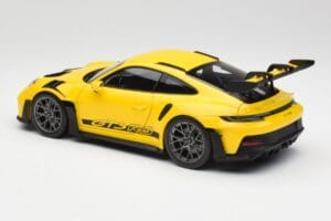 Porsche 911 992 GT3 RS Racing Gul Norev 1:18 WAP0212810RGT3 Metal — billede 7 af 8