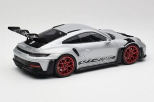 Porsche 911 992 GT3 RS Sølv & Røde Hjul Minichamps 1:18 153062241 Metal — billede 2 af 6