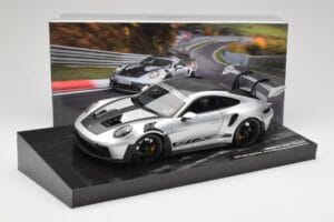 Porsche 911 992 GT3 RS Sølv Weissach Package Minichamps 1:18 110062020 Metal — billede 8 af 8