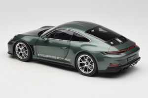 Porsche 911 992 S/T Malachite Green Metallic Norev 1:18 187472 Metal — billede 7 af 8