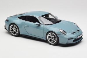 Porsche 911 992 S/T Meissen Blue Norev 1:18 187470 Metal — billede 6 af 8