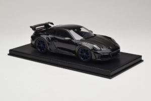 Porsche 911 992 TechArt GTstreet R Sort Med Blå Hjul TechArt 1:18 REMC009 Resin — billede 4 af 6