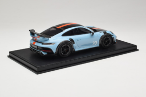 Porsche 911 992 TechArt GTstreet R Gulf Blue TechArt 1:18 REMC010 Resin — billede 3 af 6