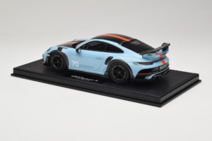 Porsche 911 992 TechArt GTstreet R Gulf Blue TechArt 1:18 REMC010 Resin — billede 5 af 6