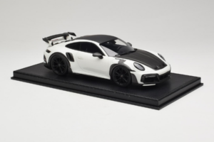 Porsche 911 992 TechArt GTstreet R Hvid Med Sorte Hjul TechArt 1:18 REMC013 Resin — billede 4 af 6