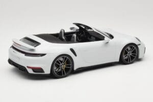 Porsche 911 992 Turbo S Cabriolet White Metallic Minichamps 1:18 155069080 Metal — billede 2 af 6