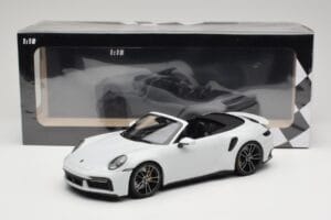 Porsche 911 992 Turbo S Cabriolet White Metallic Minichamps 1:18 155069080 Metal — billede 6 af 6
