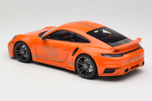 Porsche 911 992 Turbo S Coupe Sport Design Orange Minichamps 1:18 113069074 Metal — billede 7 af 8