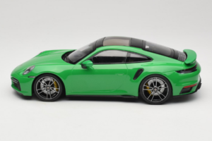 Porsche 911 992 Turbo S Grøn Minichamps 1:18 153069077 Metal — billede 3 af 6