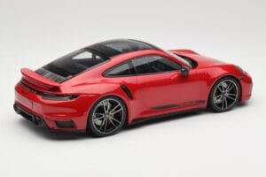 Porsche 911 992 Turbo S Rød Minichamps 1:18 155069070 Metal — billede 2 af 6