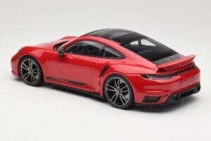 Porsche 911 992 Turbo S Rød Minichamps 1:18 155069070 Metal — billede 5 af 6