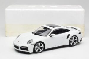 Porsche 911 992 Turbo S Hvid Concept Minichamps 1:18 WAP0211620CNP Metal — billede 6 af 6