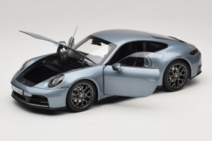 Porsche 911 992.2 Carrera Polar Silver Metallic Norev 1:18 187170 Metal — billede 2 af 8