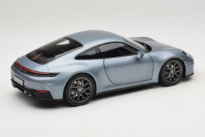 Porsche 911 992.2 Carrera Polar Silver Metallic Norev 1:18 187170 Metal — billede 3 af 8