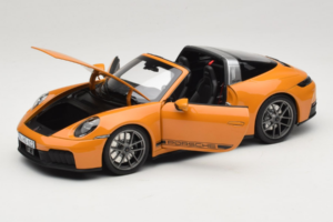 Porsche 911 992.2 Targa 4 GTS Bahama Yellow Norev 1:18 187190 Metal — billede 2 af 10