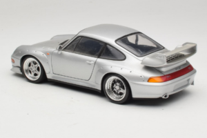 Porsche 911 993 GT2 Street Sølv UT Models 1:18 180065000 Metal — billede 7 af 8