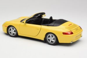Porsche 911 996 Cabriolet Speed Gul UT Models 1:18 27906 Metal — billede 7 af 8