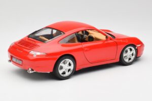 Porsche 911 996 Carrera 4 Rød Bburago 1:18 30085 Metal — billede 3 af 8