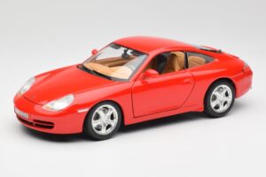 Porsche 911 996 Carrera 4 Rød Bburago 1:18 30085 Metal