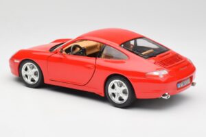 Porsche 911 996 Carrera 4 Rød Bburago 1:18 30085 Metal — billede 7 af 8
