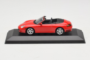 Porsche 911 996 Carrera 4S Cabriolet Rød Minichamps 1:43 400062831 Metal