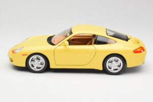 Porsche 911 996 Carrera Gul Bburago 1:18 30085-M1 Metal — billede 4 af 8