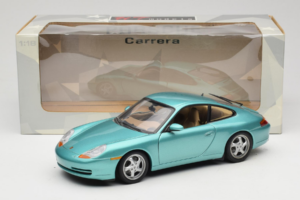 Porsche 911 996 Green Metallic UT Models 1:18 27901 Metal — billede 8 af 8