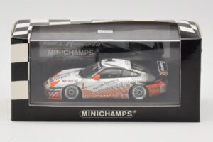 Porsche 911 996 GT3 Cup Mobil 1 #1 VIP Car 2004 Minichamps 1:43 WAP02012115-R1 Metal — billede 4 af 4