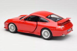 Porsche 911 996 GT3 Strasse Rød Bburago 1:18 30395 Metal — billede 7 af 8