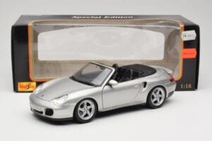 Porsche 911 996 Turbo Cabriolet Sølv Maisto 1:18 31660 Metal — billede 8 af 8