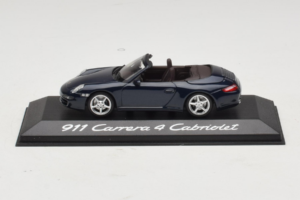 Porsche 911 997 Carrera 4 Cabriolet Mørkeblå Minichamps 1:43 WAP02015216-R1 Metal