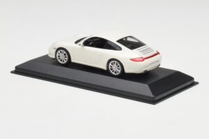 Porsche 911 997 Carrera 4S Carrara Hvid Minichamps 1:43 403066431 Metal — billede 3 af 4