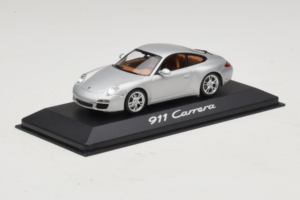 Porsche 911 997 Carrera Silver Metallic Minichamps 1:43 WAP02001218 Metal — billede 2 af 5