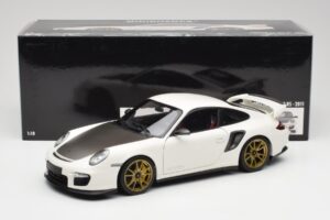 Porsche 911 997 GT2 RS Hvid & Guld Hjul Minichamps 1:18 100069406 Metal — billede 8 af 8