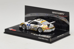 Porsche 911 997 GT3 Cup #27 24 Hours of Nurburgring 2010 Minichamps 1:43 437106727 Metal — billede 3 af 4